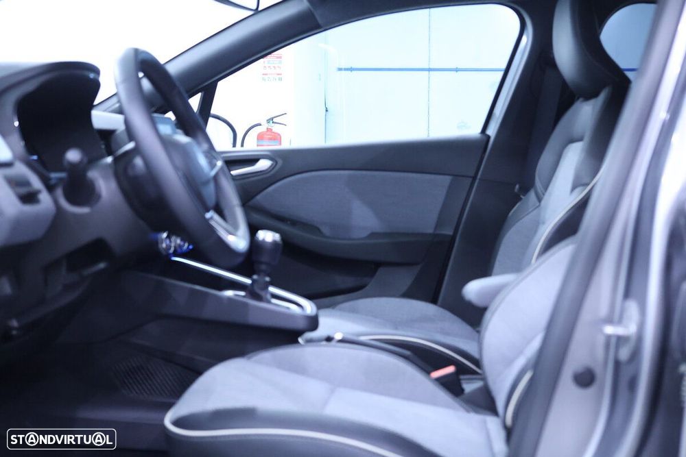 Renault Clio - 15