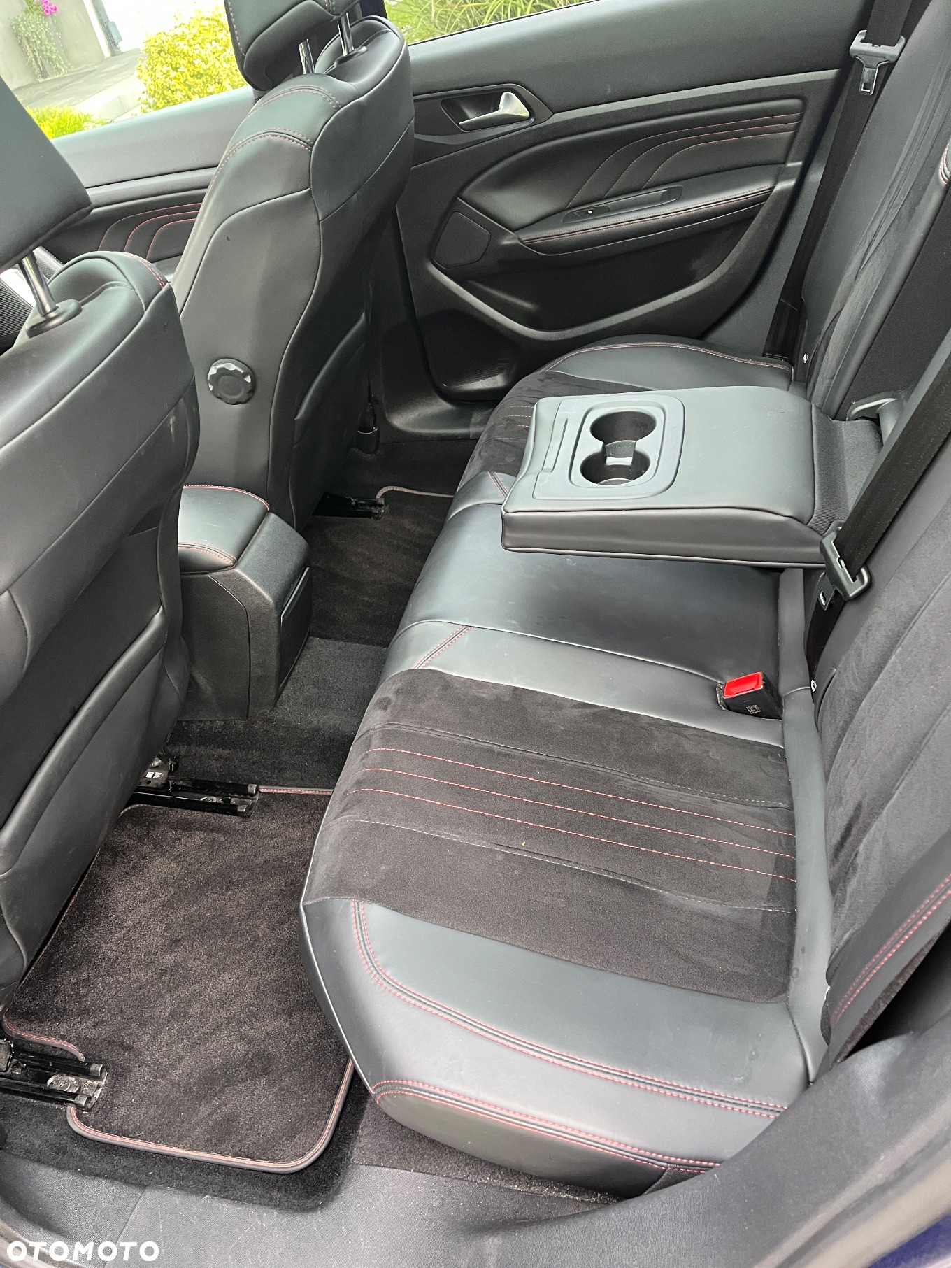 Peugeot 308 SW BlueHDi 180 EAT6 GT - 7