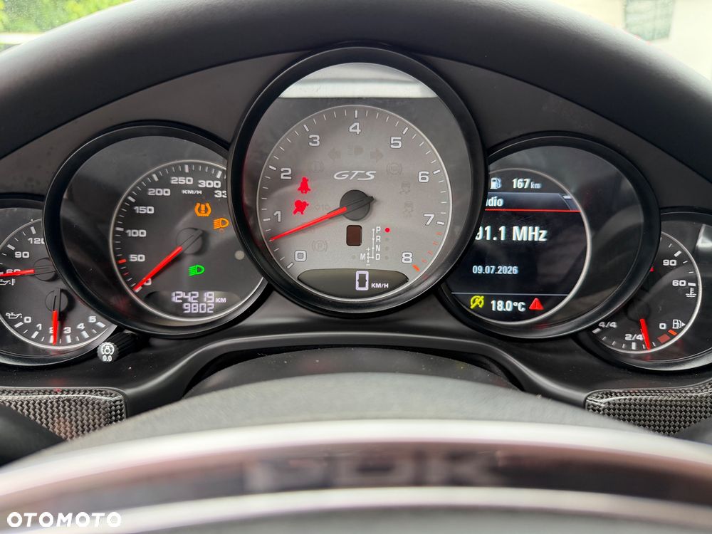 Porsche Panamera GTS - 23