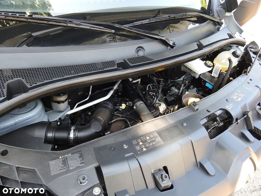 Renault MASTER  PLANDEKA 10 PALET WEBASTO TEMPOMAT LEDY PNEUMATYKA KLIMATYZACJA  165KM - 27