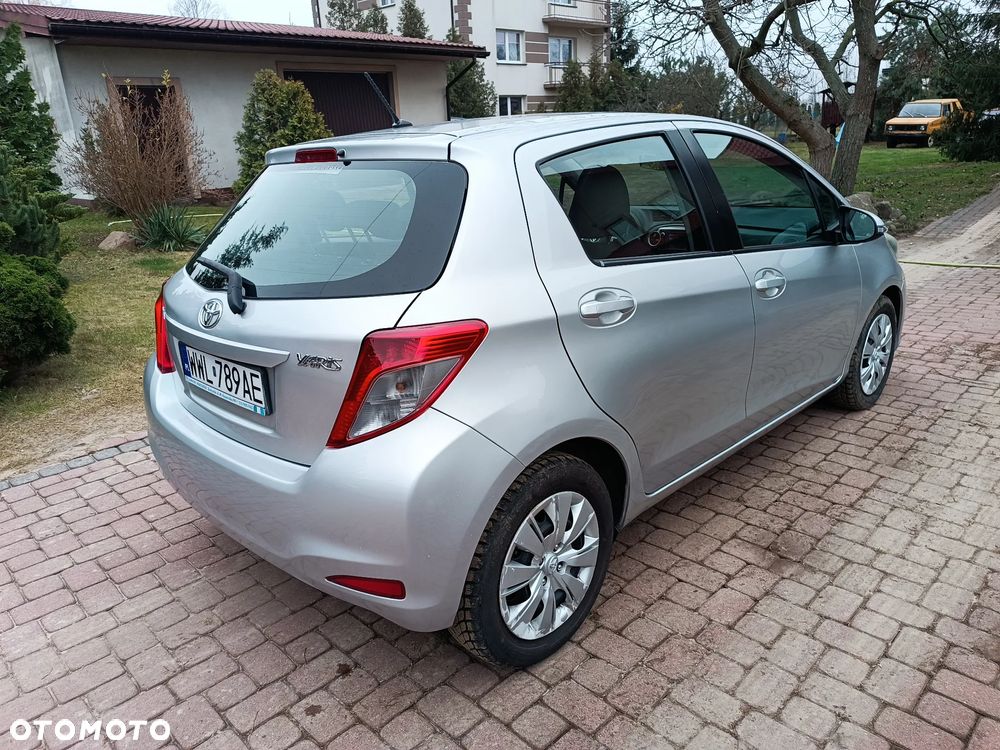 Toyota Yaris 1.33 Dynamic - 20