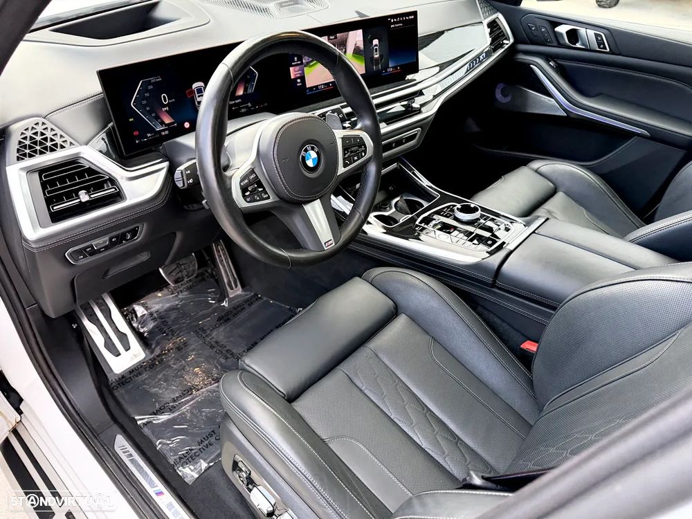 BMW X7 40 i xDrive Pack M Desportivo - 23