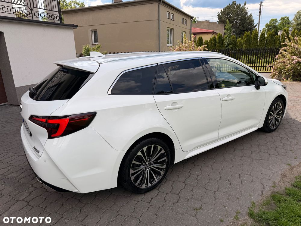 Toyota Corolla 1.8 Hybrid Executive - 13