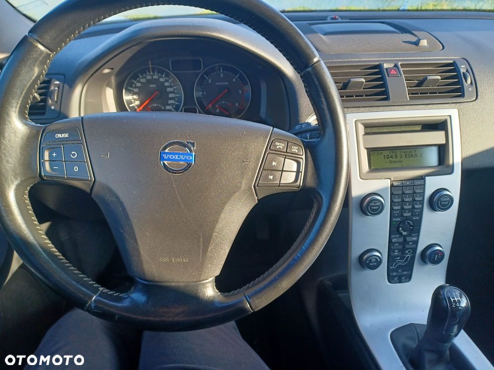 Volvo V50 D3 - 11