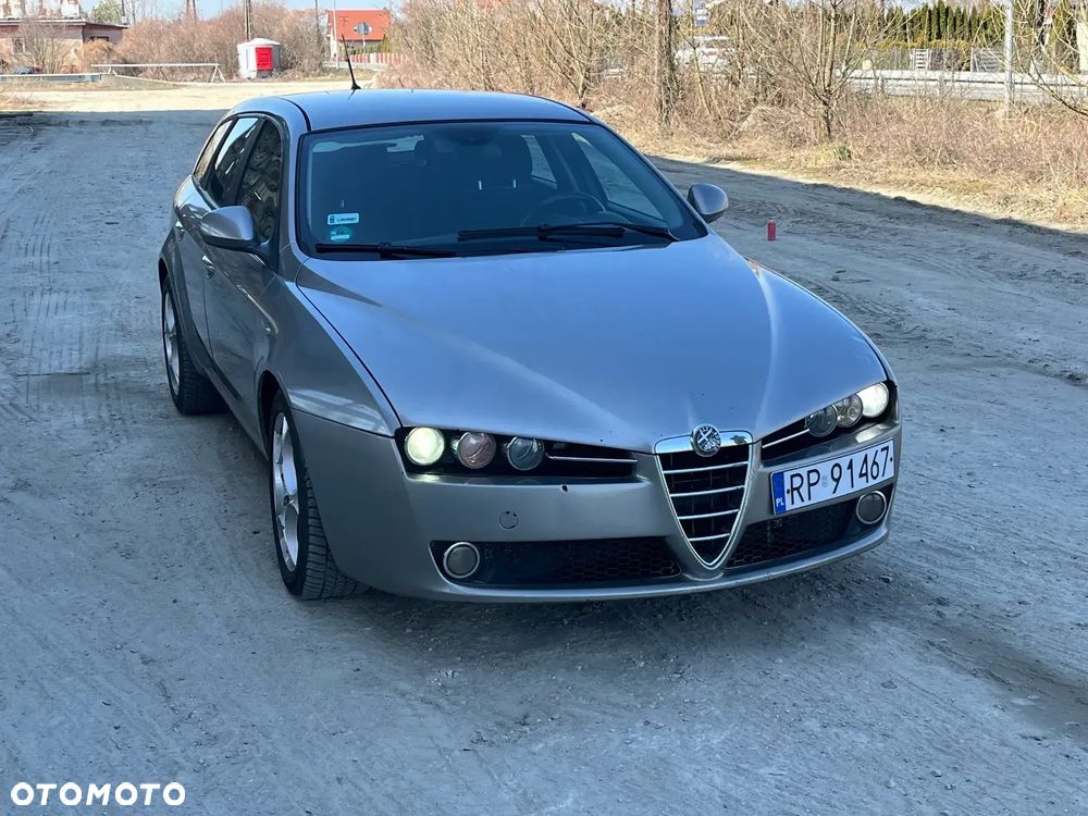 Alfa Romeo 159 1.9 JTDM 16V DPF Distinctive - 1
