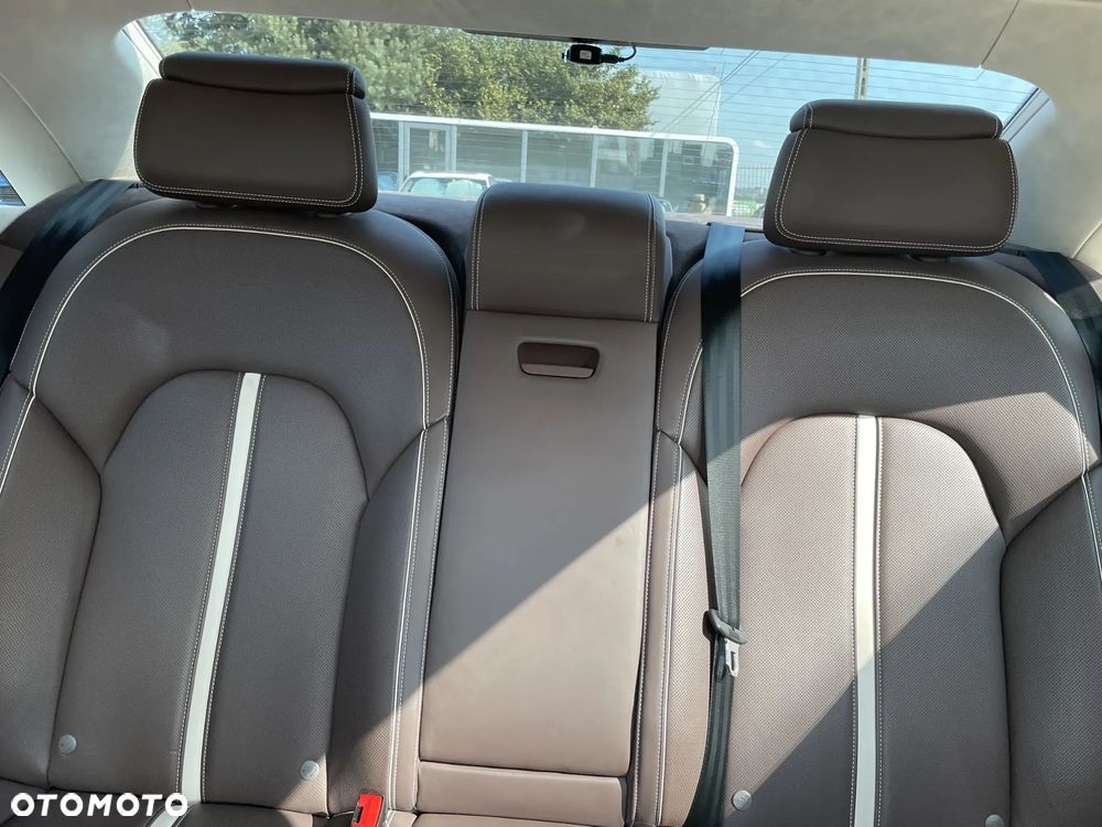 Audi A8 4.0 TFSI Quattro tiptronic - 33