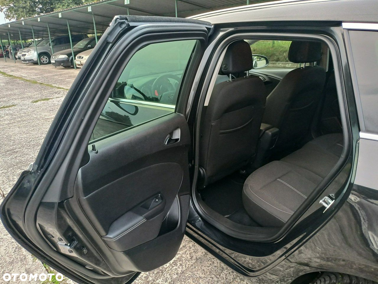 Opel Astra - 33