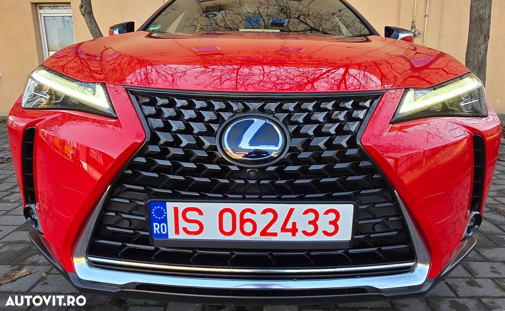 Lexus UX 250h 2.0L HEV 20H- (178 HP) 4X4 CVT Luxury - 9