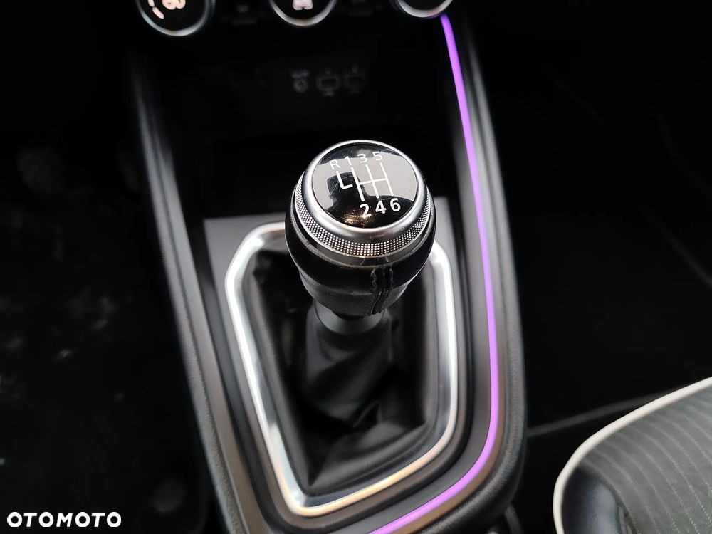 Renault Clio BLUE dCi 85 BUSINESS EDITION - 31