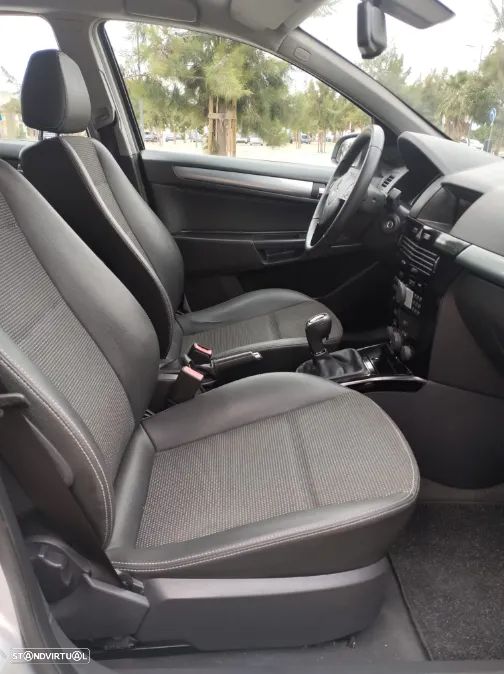 Opel Astra 1.7 CDTI Cosmo - 10