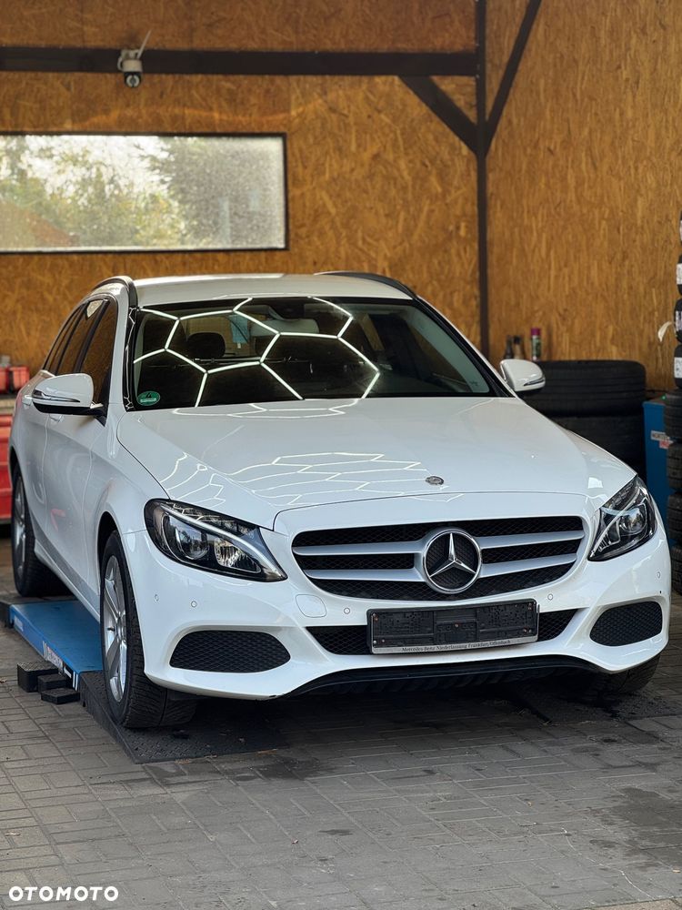 Mercedes-Benz C-Class 2016 photo 5