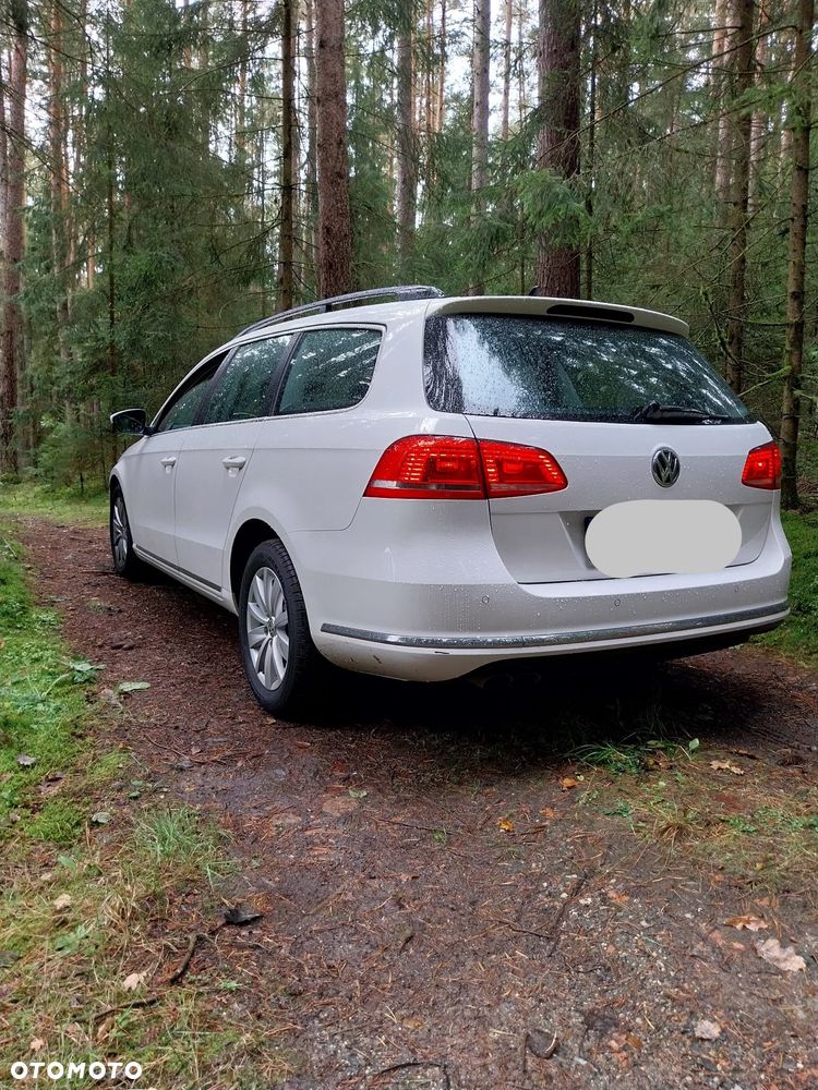 Volkswagen Passat - 10