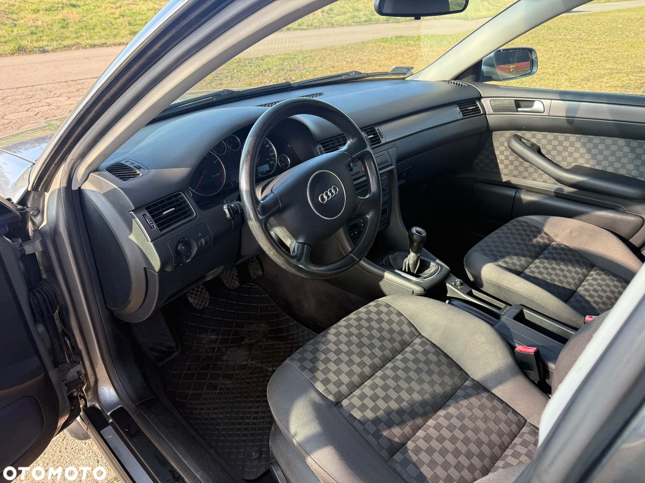 Audi A6 Avant 1.8 T - 10