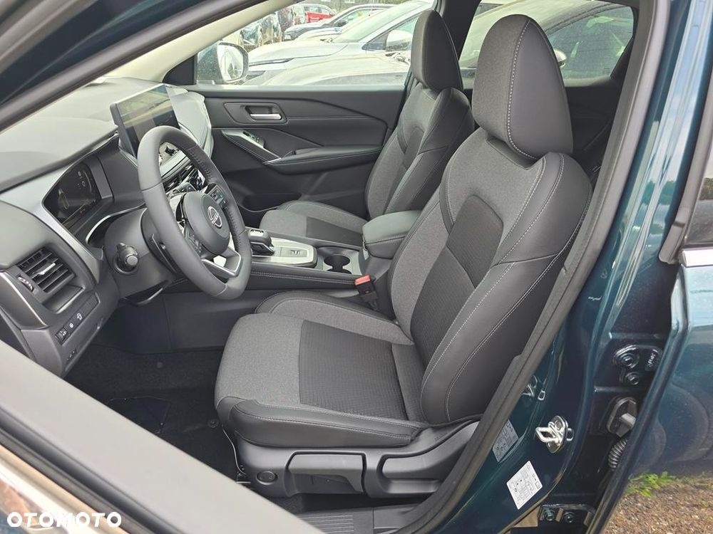 Nissan Qashqai 1.3 DIG-T MHEV N-Connecta Xtronic - 9