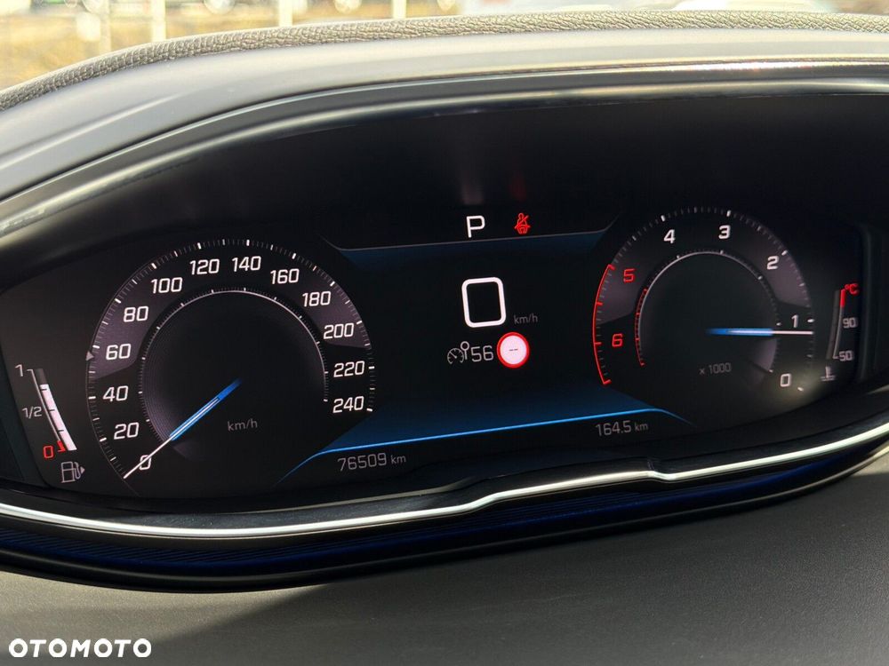 Peugeot 3008 1.5 BlueHDi Allure Pack S&S EAT8 - 21