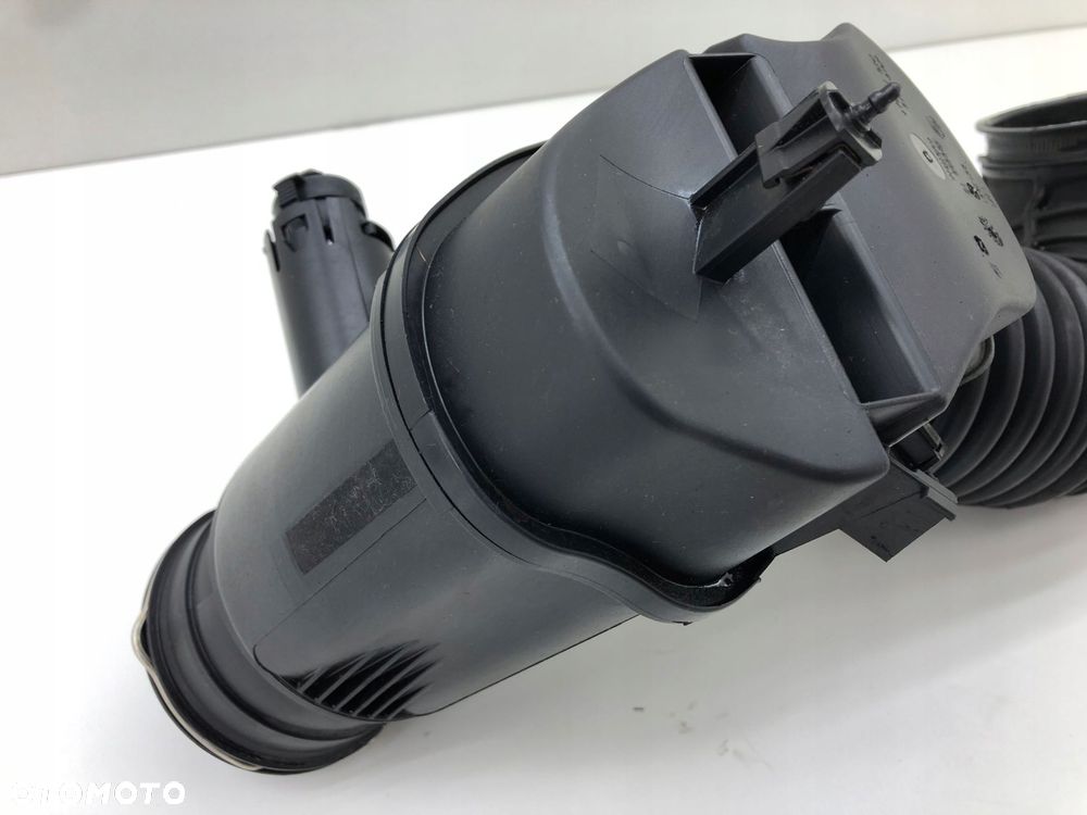 BMW F20 F21 114D B37 RURA DOLOT POWIETRZA 586509 8513961 - 3