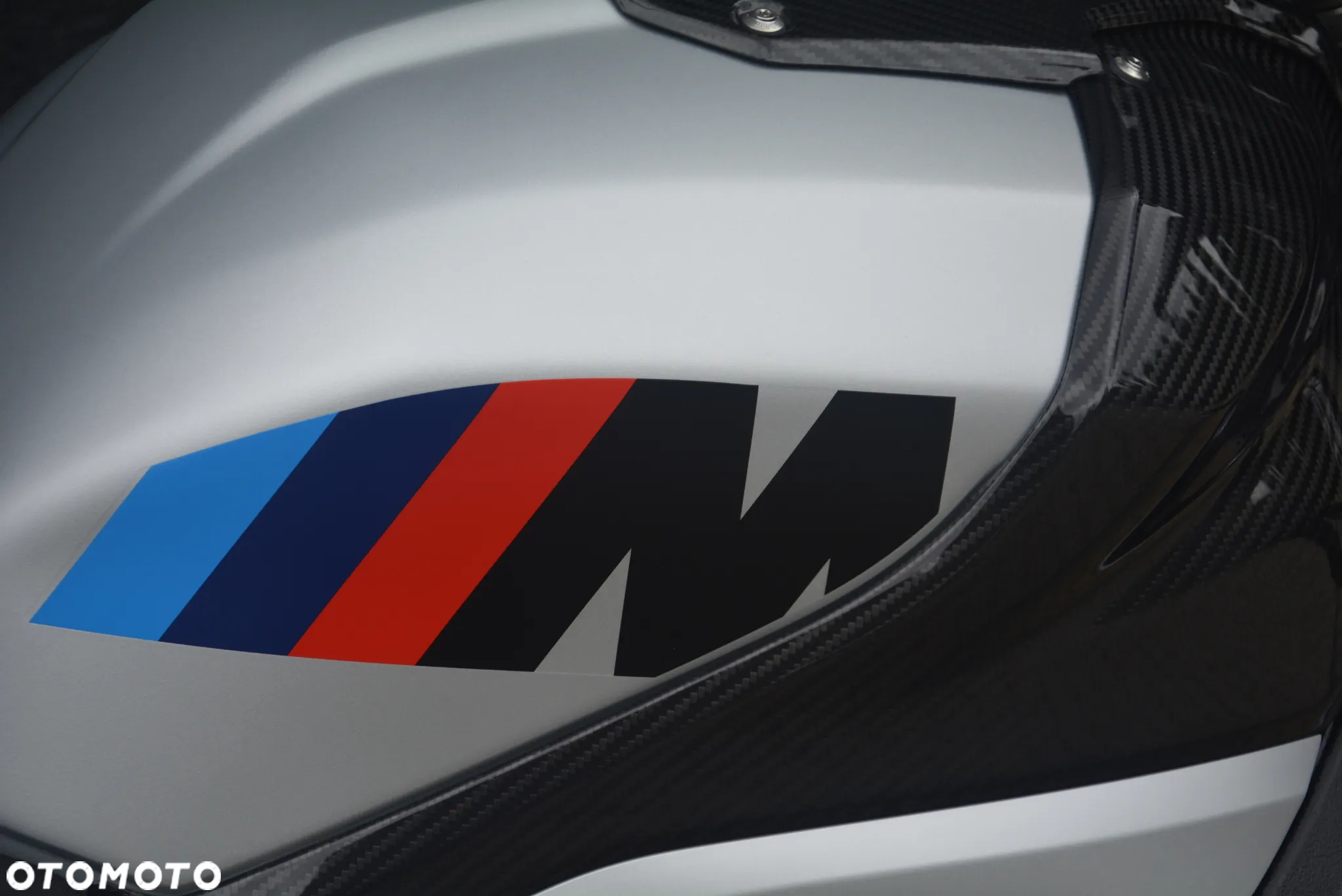 BMW S - 10