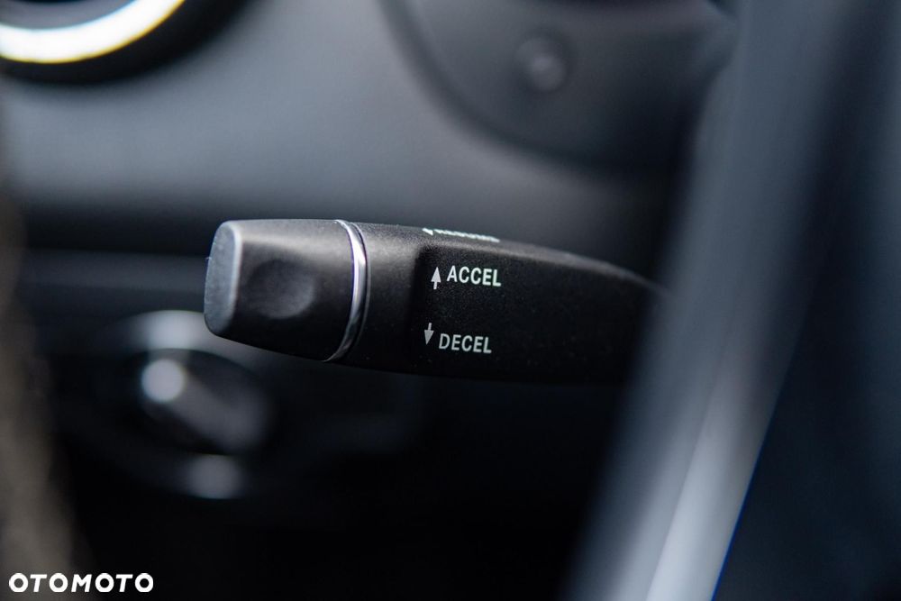 Mercedes-Benz CLA 250 7G-DCT AMG Line - 29