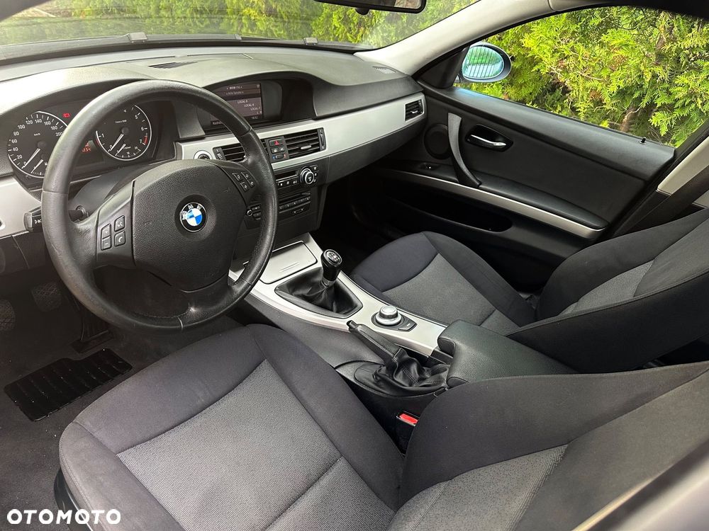 BMW Seria 3 - 15