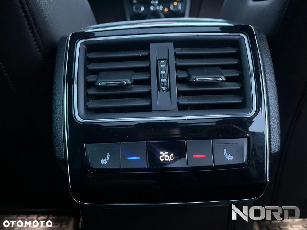 Skoda Superb 2.0 TDI 4x4 L&K - 18