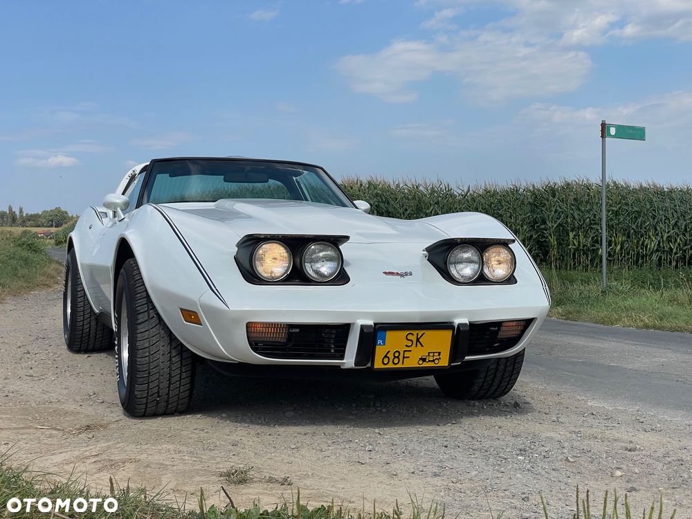 Chevrolet Corvette - 3