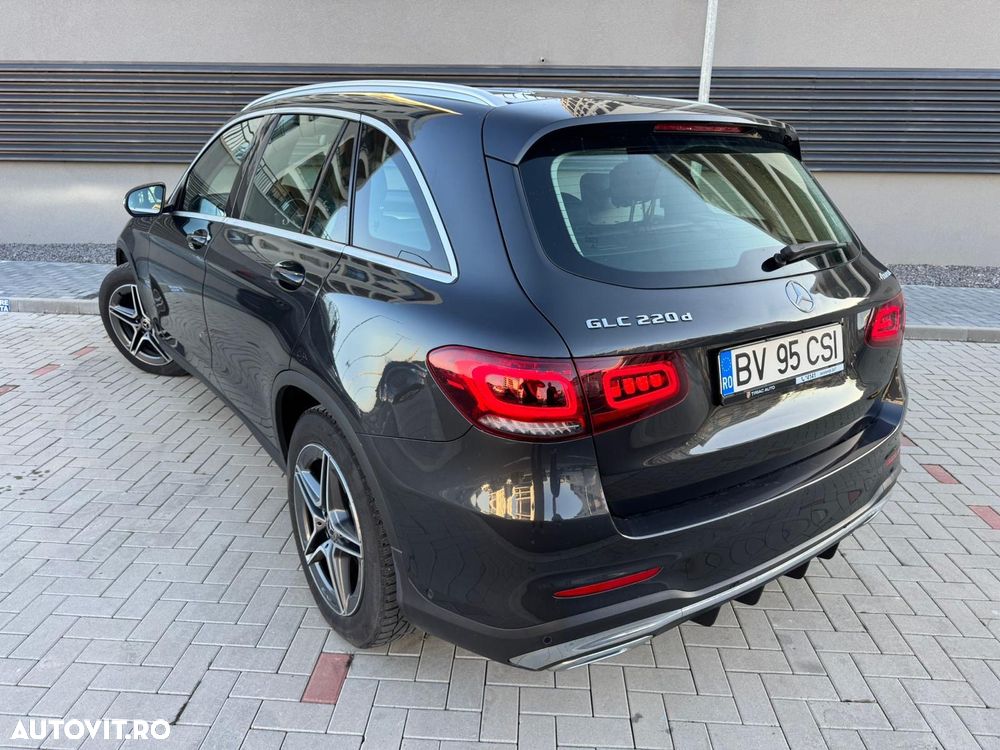 Mercedes-Benz GLC - 3