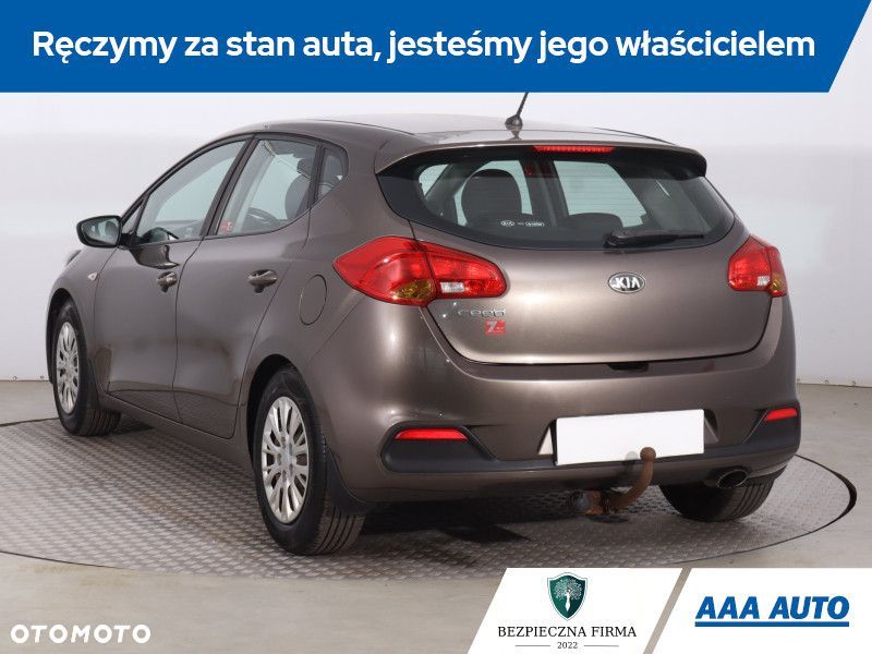 Kia Ceed - 6