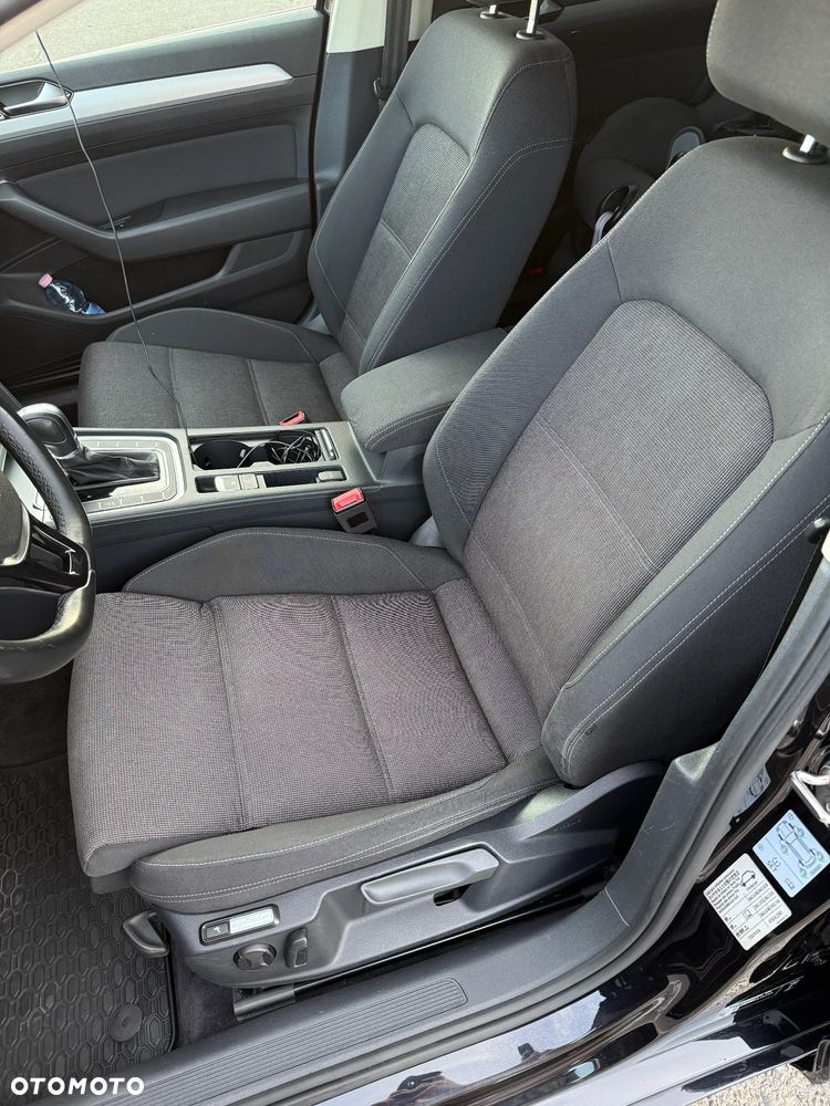 Volkswagen Passat 2.0 TDI BMT Comfortline DSG - 9