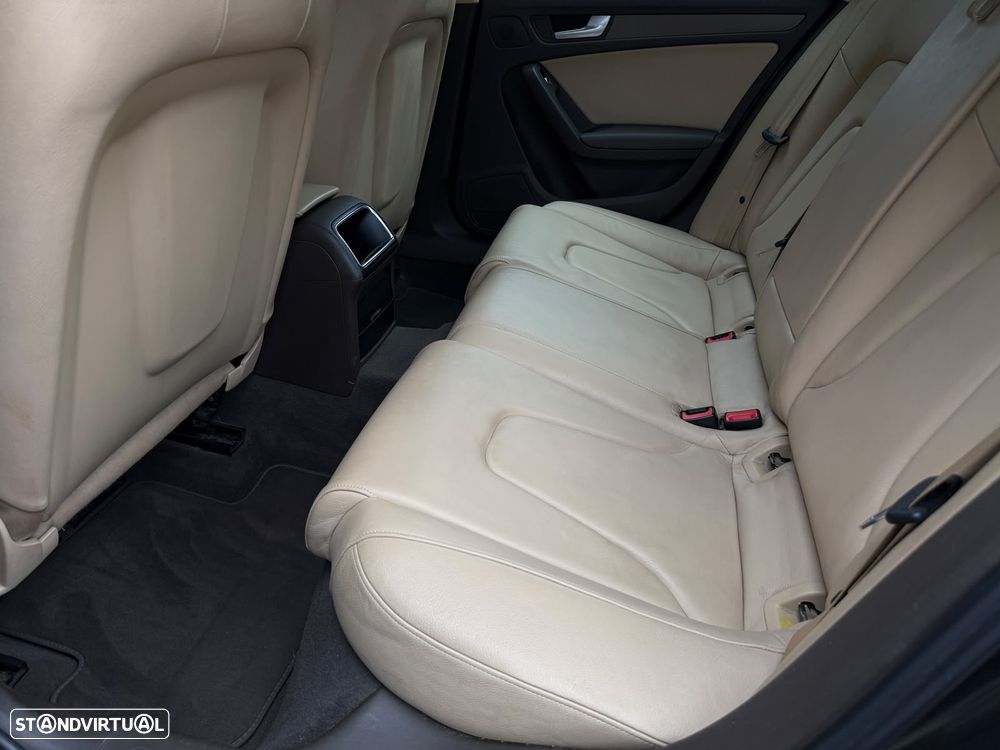 Audi A4 2.0 TDI S tronic design - 14
