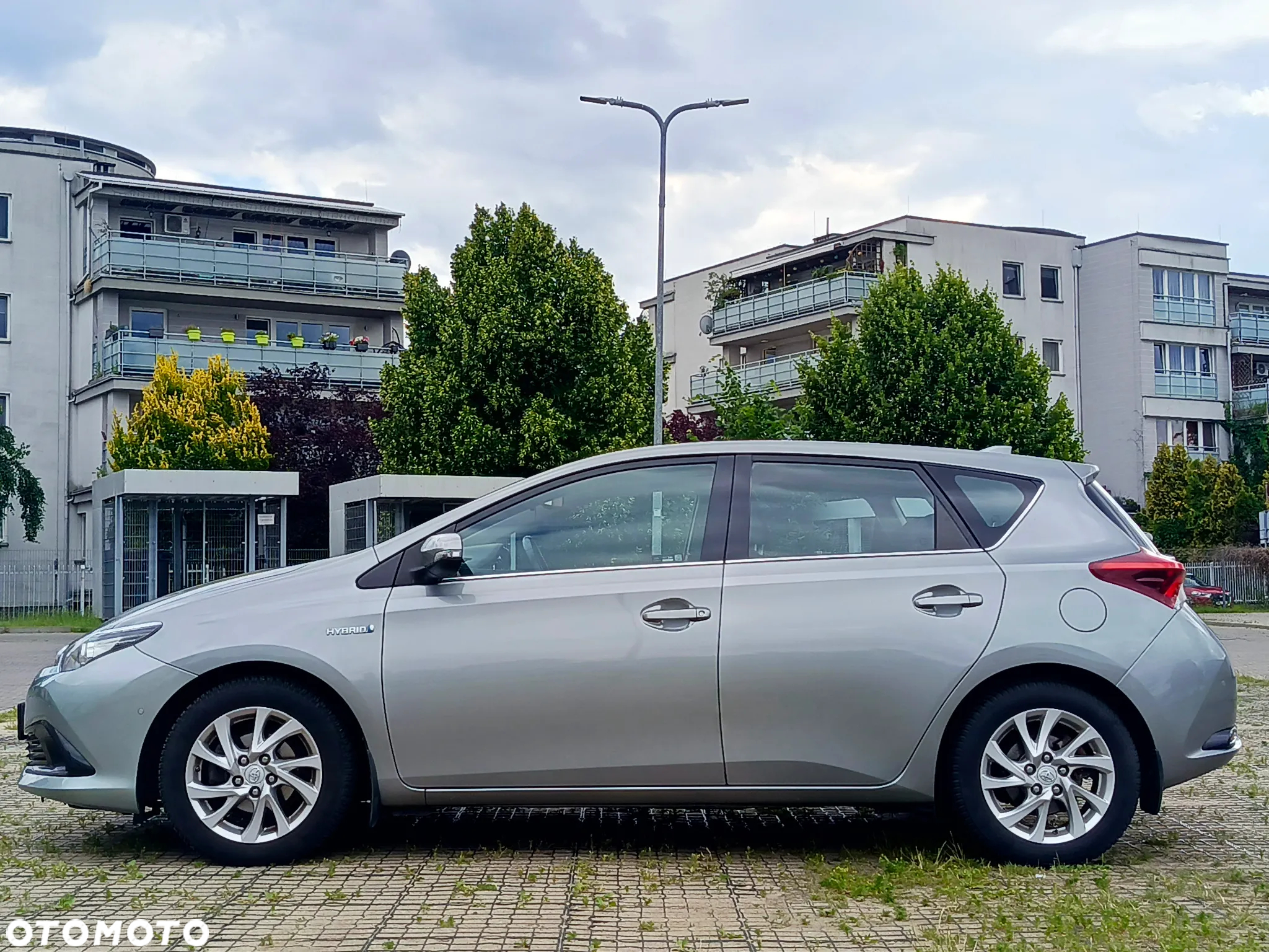 Toyota Auris Hybrid 135 Prestige - 3
