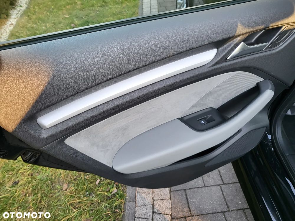 Audi A3 Limousine 35 TFSI Sport S tronic - 24