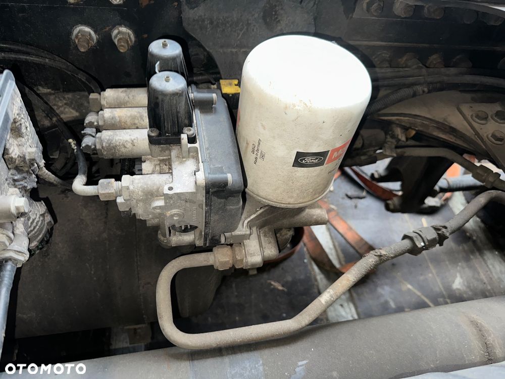 JC46-2A131-BB OSUSZACZ FORD F-MAX - 1