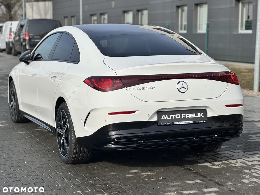 Mercedes-Benz CLA 250+ 85kWh - 8