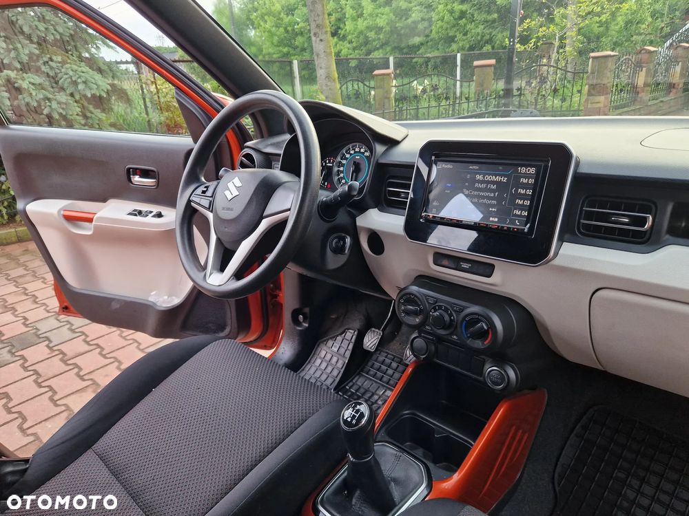 Suzuki Ignis 1.2 Premium - 24