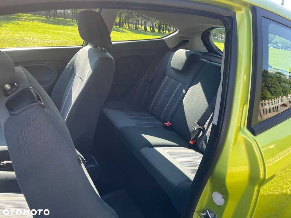 Ford Fiesta 1.4 Champions Edition - 11