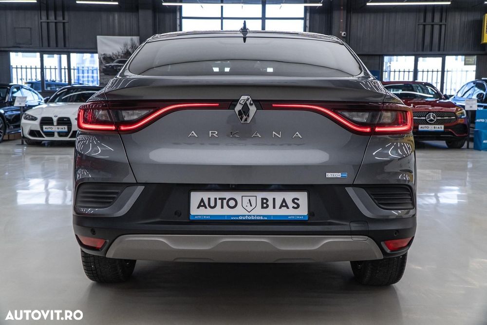 Renault Arkana E-TECH 145 Evolution - 26