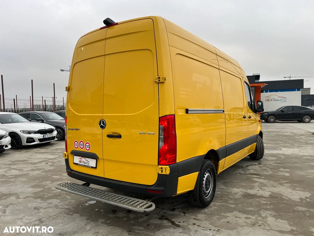 Mercedes-Benz Sprinter - 3