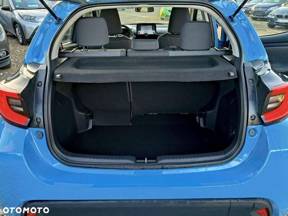 Toyota Yaris - 11