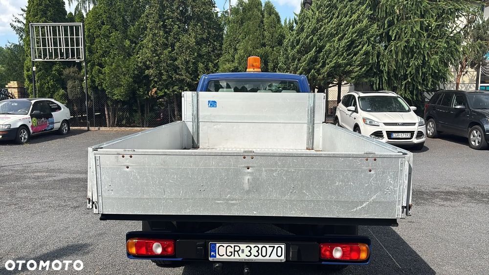 Volkswagen Transporter T5 - 10