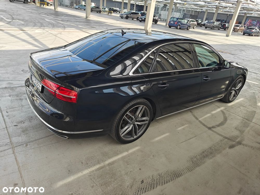 Audi A8 - 10