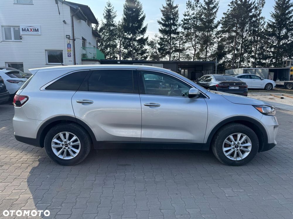 Kia Sorento 2.4 GDI 2WD Vision - 2