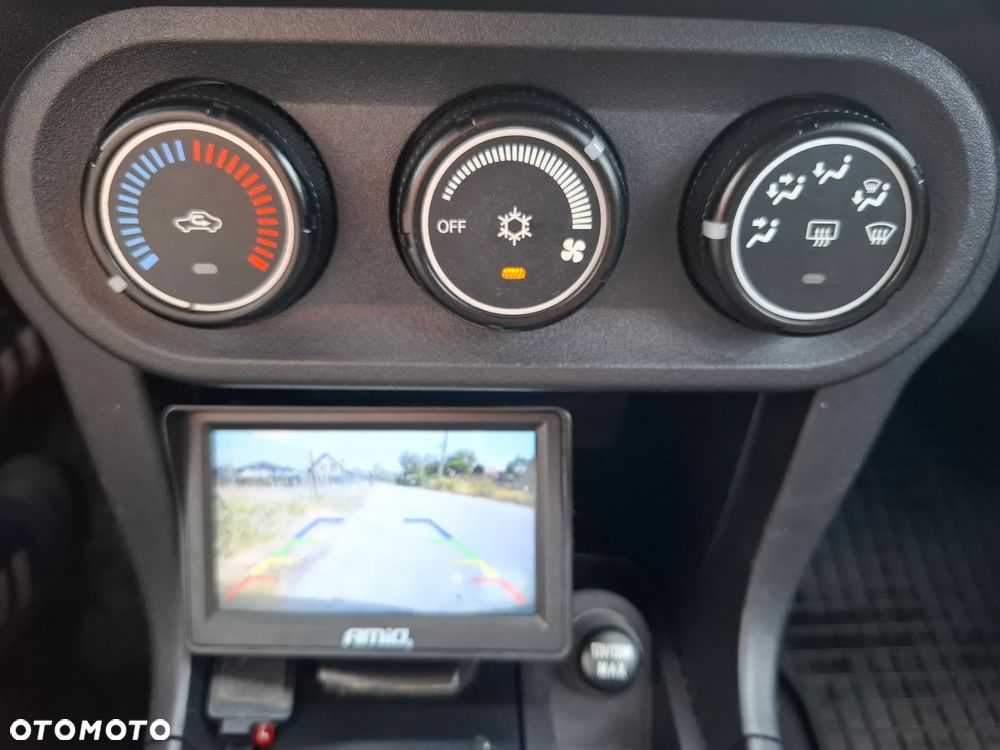 Mitsubishi Lancer 1.8 Intense - 32