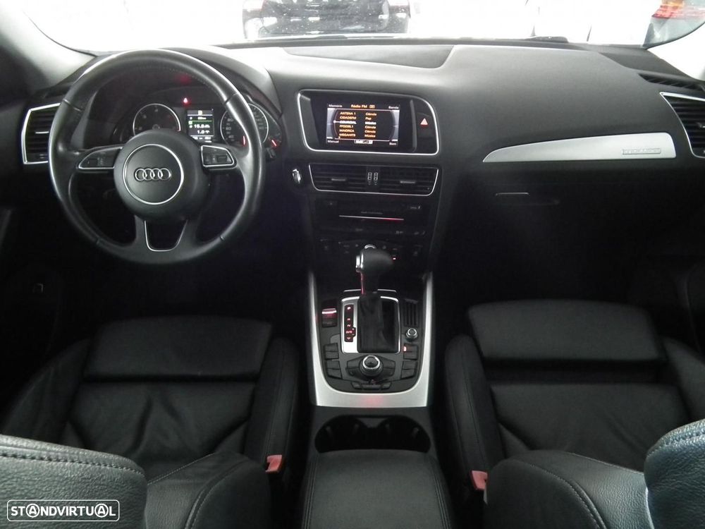 Audi Q5 2.0 TDi quattro S-line S-tronic - 23