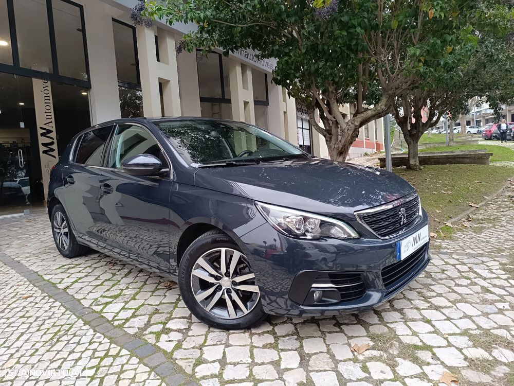 Peugeot 308 PureTech 130 EAT8 Allure - 4