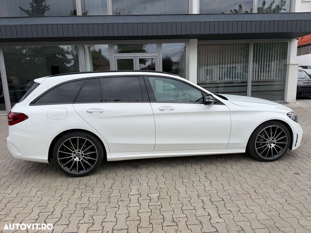 Mercedes-Benz C 220 d 4Matic 9G-TRONIC AMG Line - 3