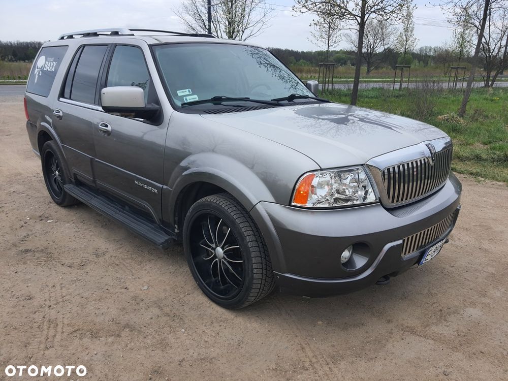 Lincoln Navigator - 3