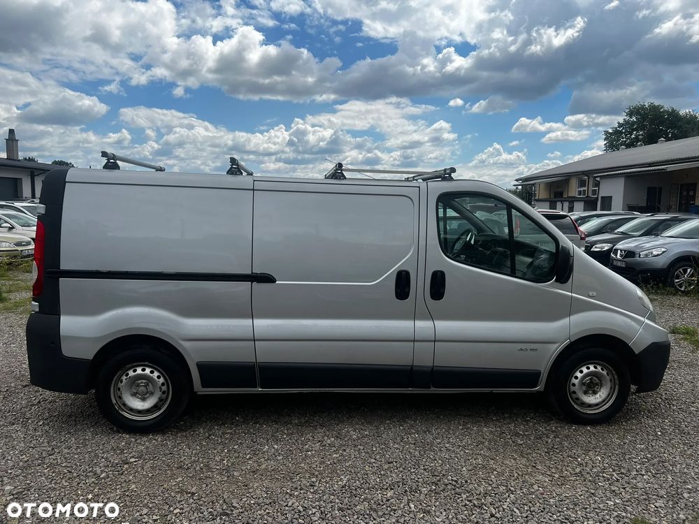 Renault Trafic - 11