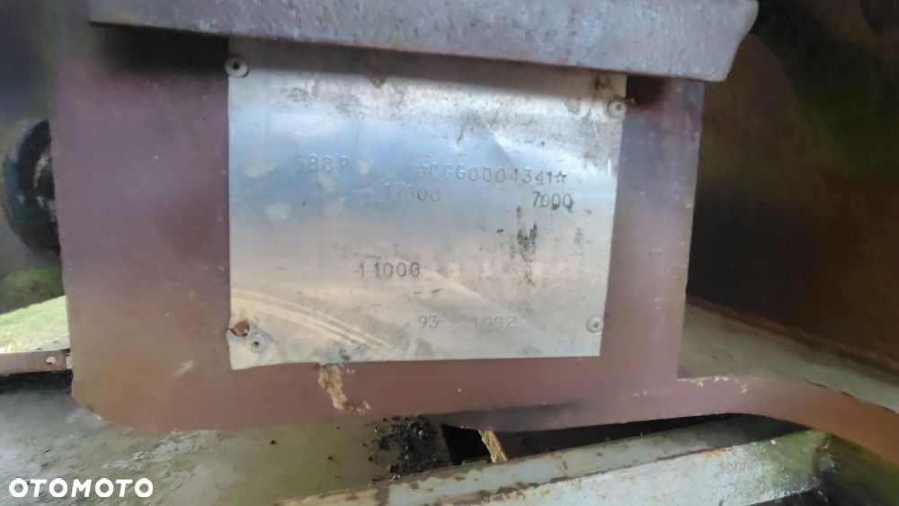 Case 688P - 3