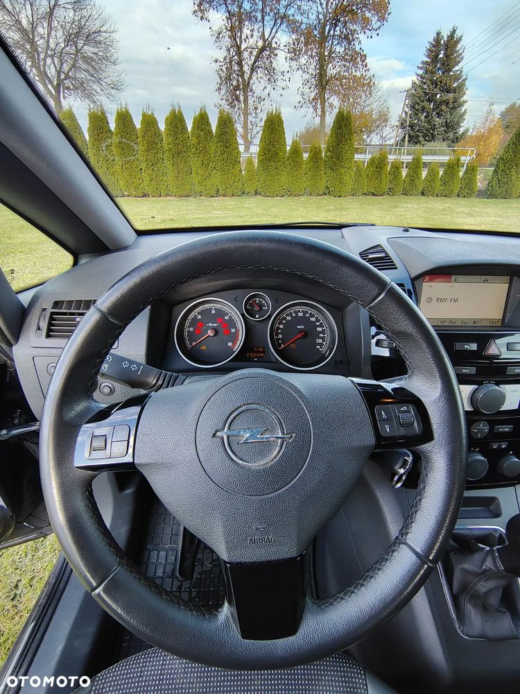 Opel Zafira 1.7 CDTI - 11