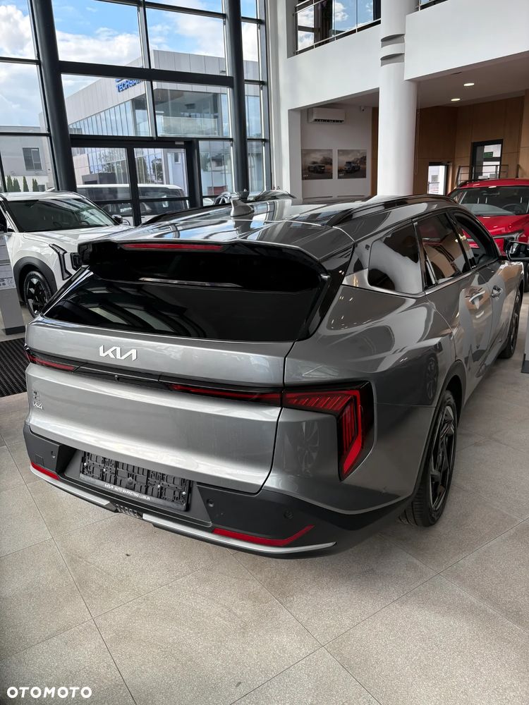 Kia K4 1.6 T-GDI L - 4